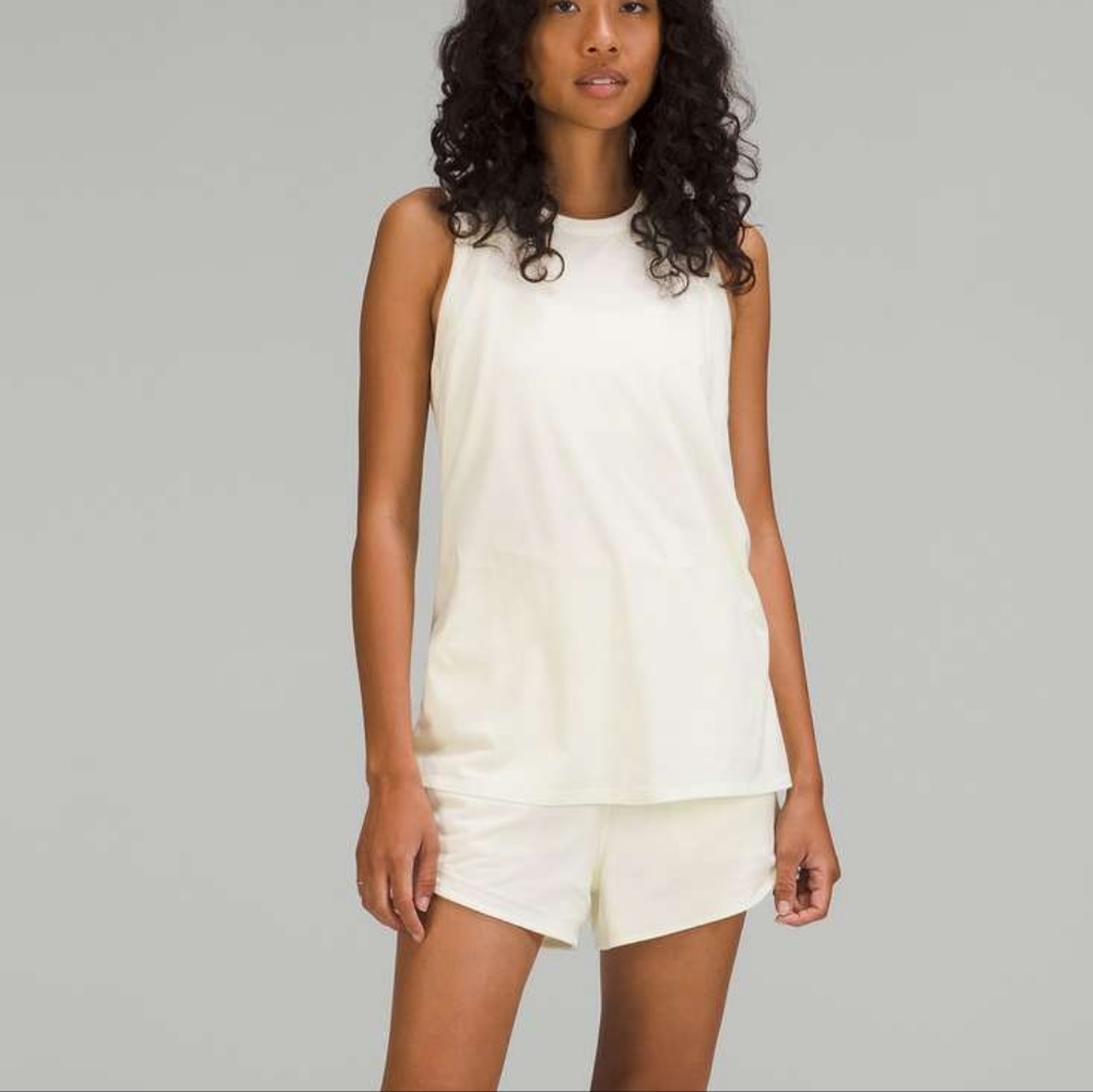 NWT $128 Lululemon Tank-And-Short Romper 3" Lemon Sorbet Size 2